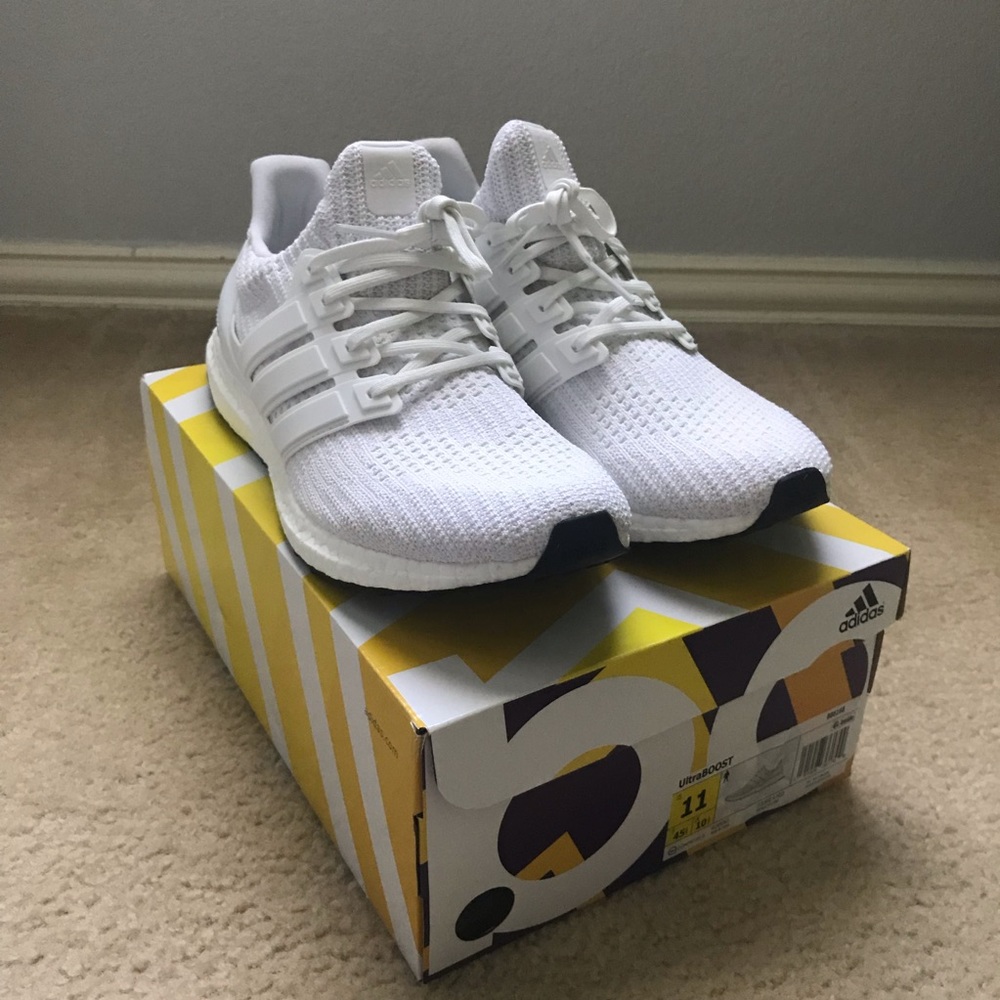 Adidas Triple White Men’s Ultraboost